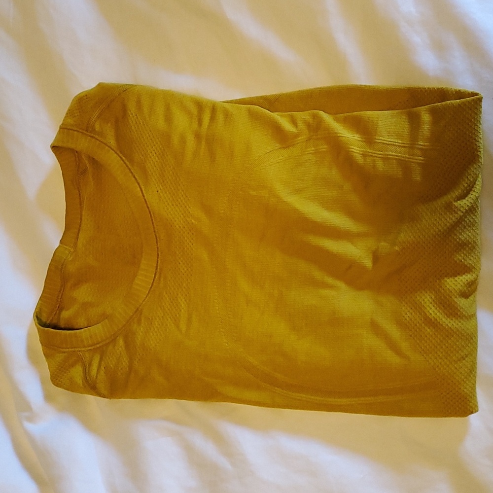 Size 6 Lululemon Swiftly Tech Long Sleeve